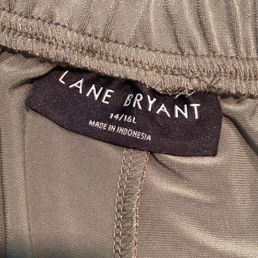Lane Bryant Olive Green Wide Leg‎ Drawstring Pants Plus Size 14/16L Tall Stretch